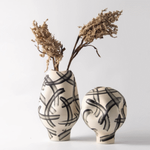 Modern Chinese Hand Painted Lines Ceramic Vase